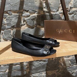 Gucci Black Leather Buckle Accent Open Toe Flats